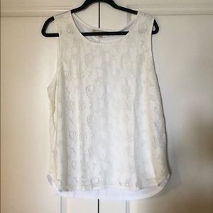 NWT Loft white daisy tank/shell top.